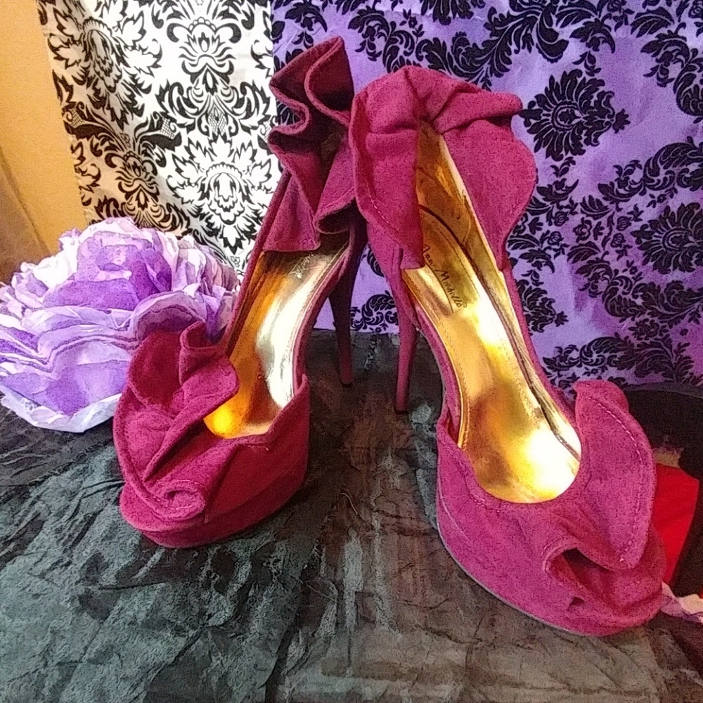 Purple ruffle open toe stiletto size 9